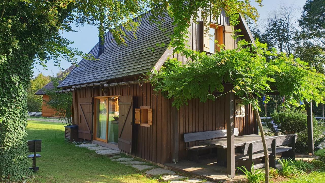 Fenomen Plitvice Resort Plitvička Jezera エクステリア 写真